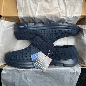 Skechers Women’s Foamies Gowalk 5 Relax Clog